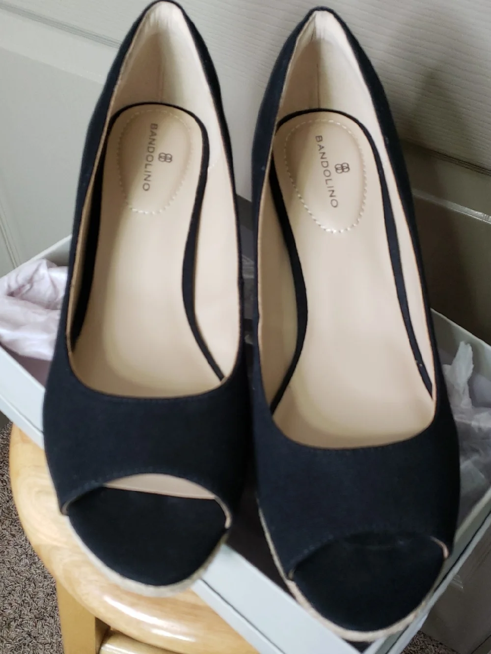NEW In Box Bandolino Black Espadrille Peep-Toe Wedge Sandals Size 10